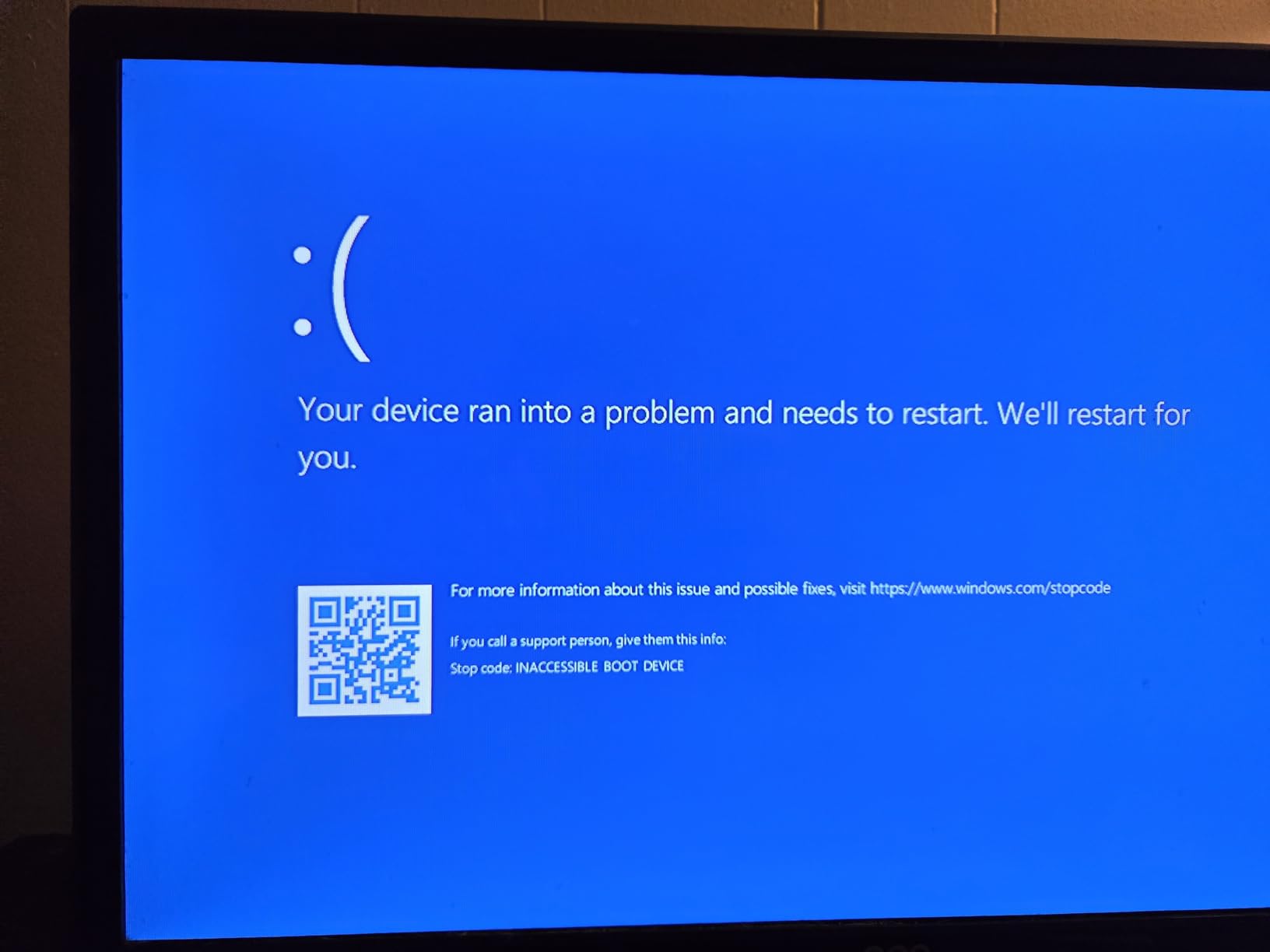 Dell Optiplex 7040 Business SFF Computer Small Tower PC (Intel Core i5-6500, 16GB Ram, 256GB SSD, DVD-ROM, WiFi) Windows 11 Pro (Renewed) customer photo 1