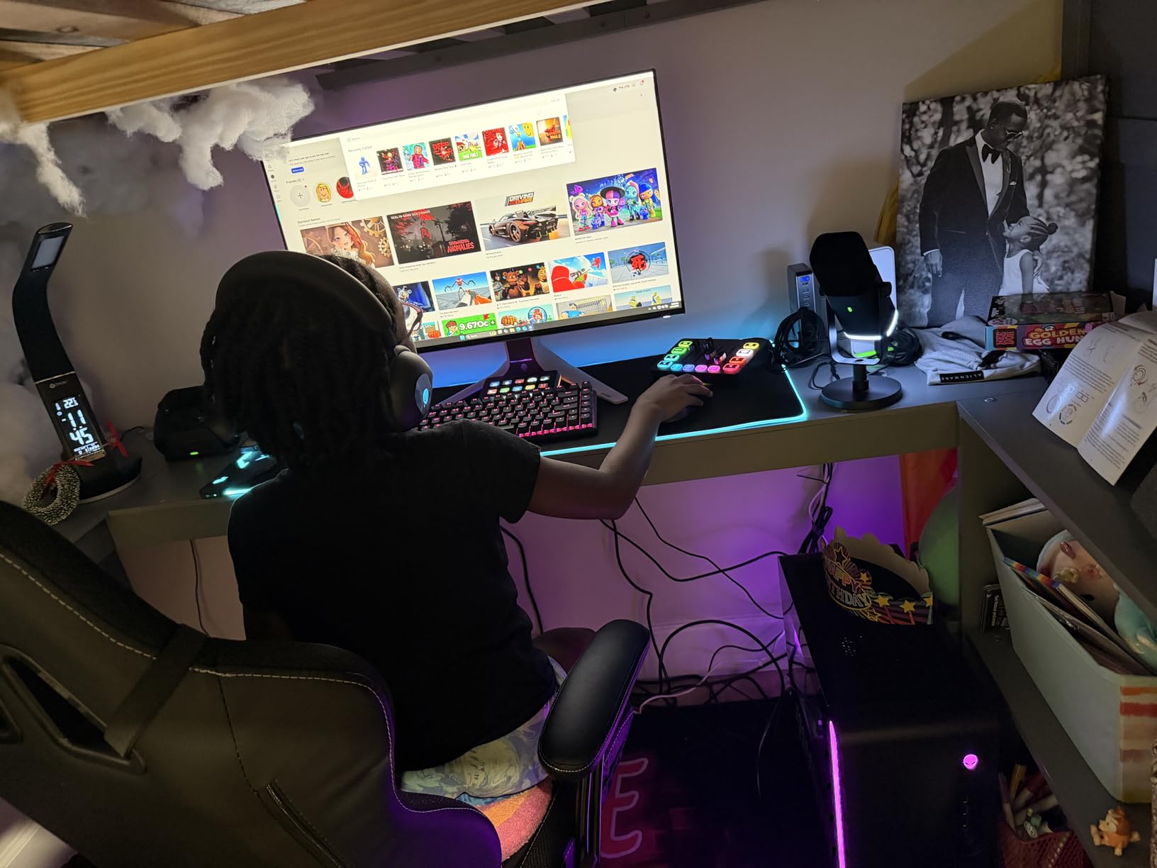 Alienware Aurora Gaming Desktop ACT1250 - Intel Core Ultra 7 265F Processor, Air Cooled, NVIDIA GeForce RTX 5060Ti, 16GB DDR5 RAM, 1TB SSD, 500W Platinum Rated PSU, Windows 11 Home - Clear Panel customer photo 2