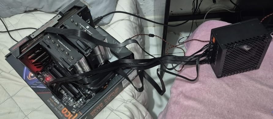 Rosewill VMG 850W 80+ Gold, ATX 3.0 & 3.1 Compatible, Full Modular Low-Noise Power Supply, PCIe 5.1 12V-2x6 Connector, 100% Japanese Electrolytic Capacitor, 120mm FDB Silent Fan - 5 Year Warranty customer photo 1