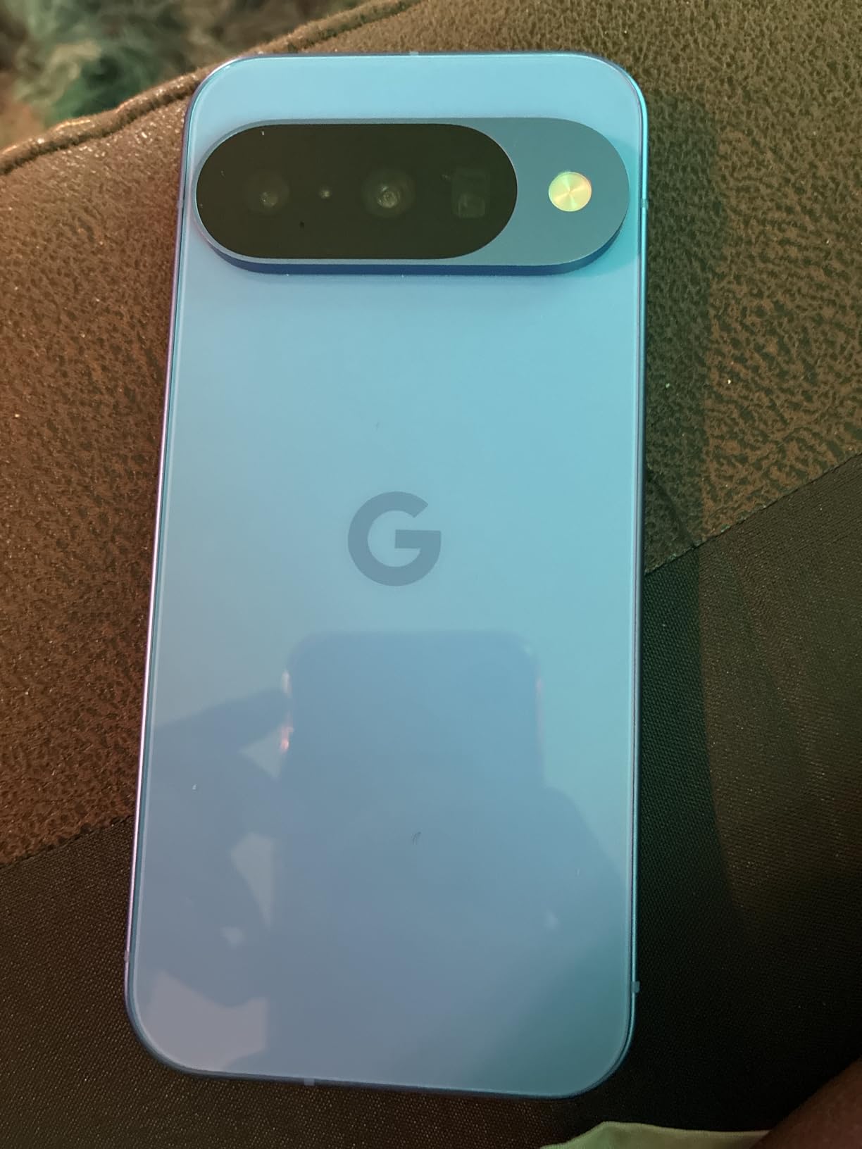 Pixel 10 - Unlocked Android Smartphone with Gemini, Your Google AI Assistant - Advanced Triple Rear Camera, Fast-Charging 24+ Hour Battery, and 6.3
