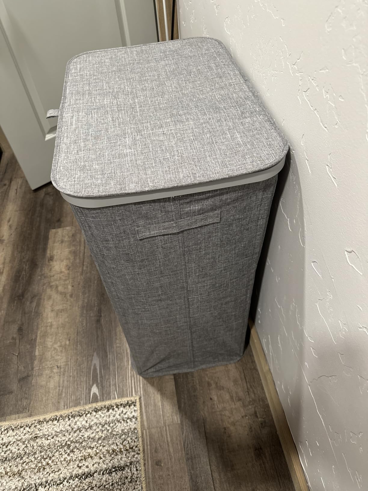 Lifewit 185L Large 3 Section Laundry Hamper with Lid, Plastic Laundry Basket with Bamboo Handles and Removable Bags, Tall Foldable Clothes Hamper for Bathroom Bedroom, Beige customer photo 2