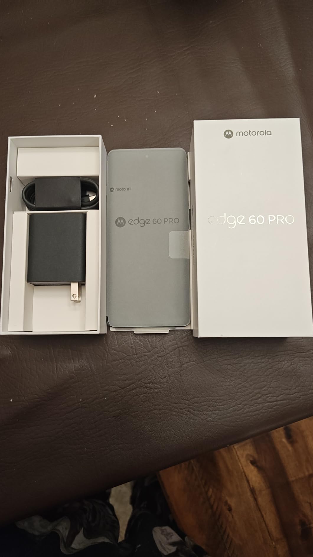 Moto Edge 60 Pro 5G Ai (Tmobile Mint Tello & Global) (512GB+12GB) NFC 50MP Triple Cam Dual Sim 6.7