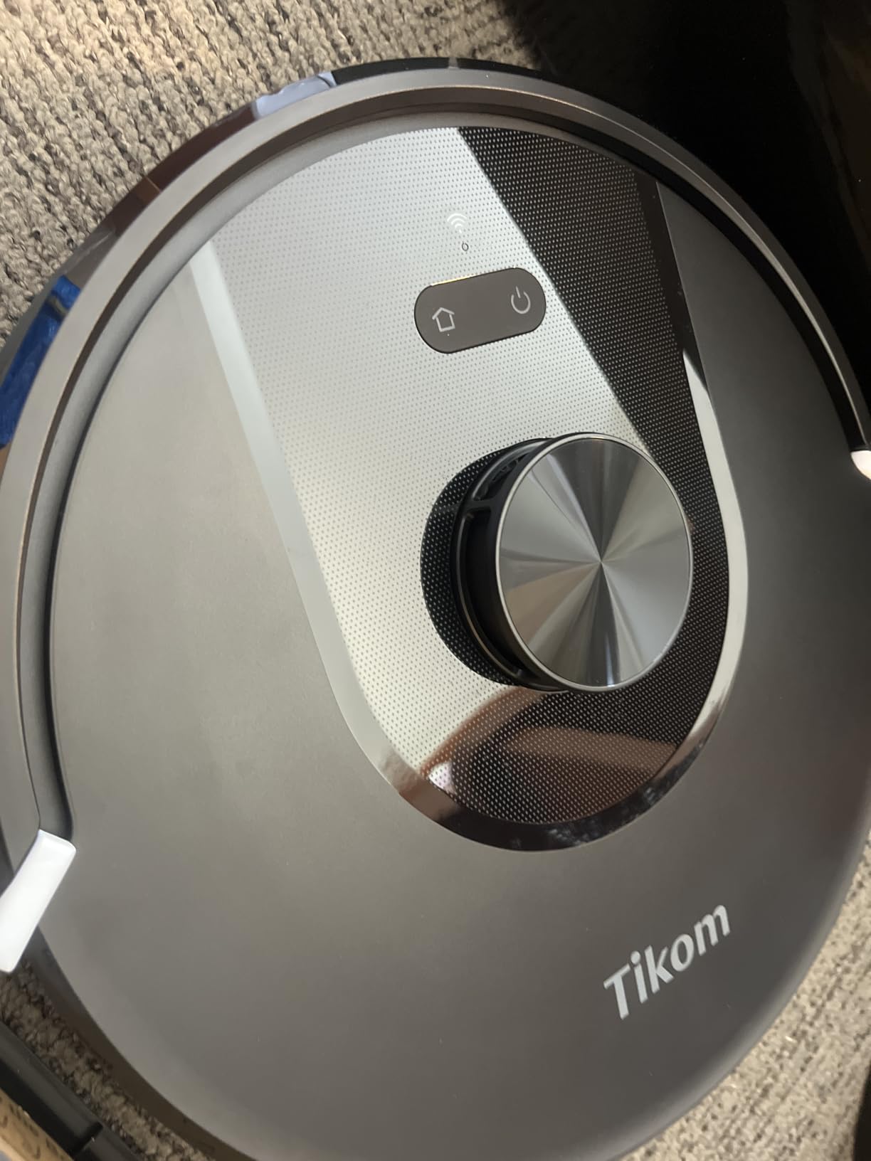 Tikom Robot Vacuum and Mop, 6000Pa Robotic Vacuum Cleaner with Self-Emptying Base, 90 Days Capacity, LiDAR Navigation, Home Mapping, Ideal for Pet Hair, Hard Floors, Carpet (L8000 Plus) customer photo 2