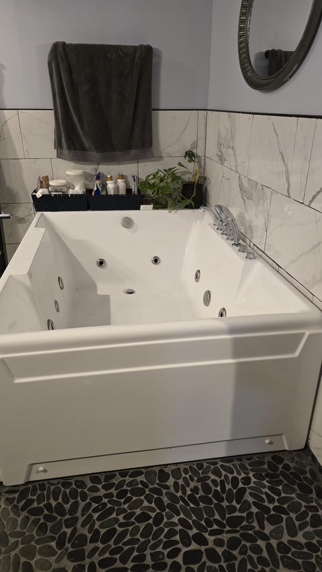 72-Inch Whirlpool Jetted Tub, Acrylic Hydro Massage Bathtub with 10 Jets, Color-Changing LED Lights, 2-Person Jetted Bath Tub for Couples customer photo 1