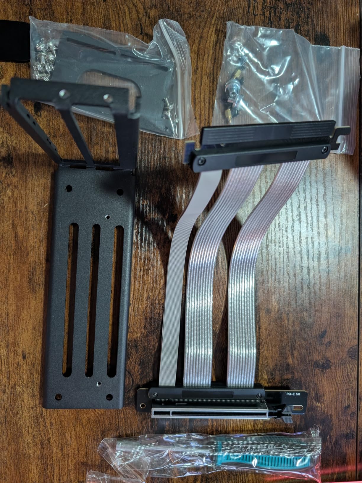 PCIE 5.0 Riser Cable with 3 Slots Vertical GPU Mount Bracket Kit, Gen 5 GPU Graphics Card Extension Cable, PCI-E 16X 128GB/s Compatible with PCIE 4.0 and WRX80/ 90E, RTX4090/ 5090/ RX7900XTX, 200mm customer photo 2