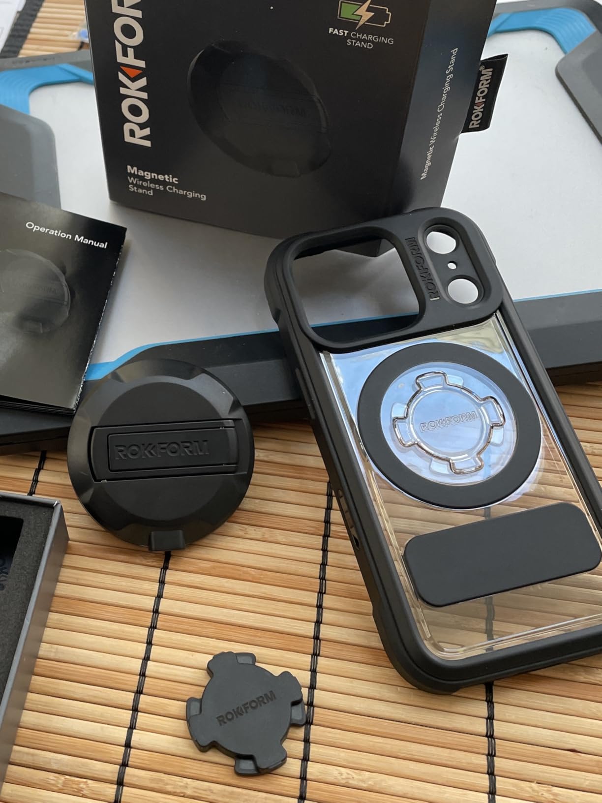 ROKFORM Rugged Case Compatible with iPhone 17 Pro, Magnetic Cover (Black) customer photo 1