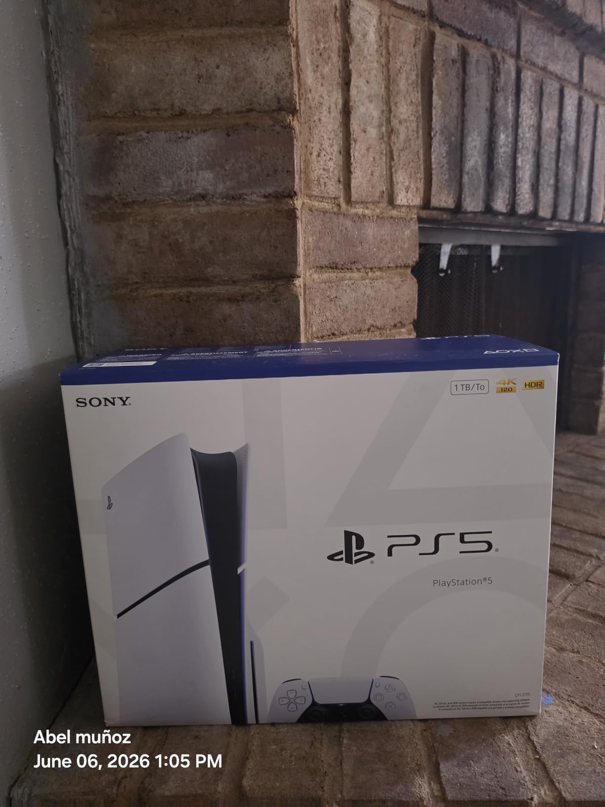 PlayStation 5 Console - 1TB customer photo 1