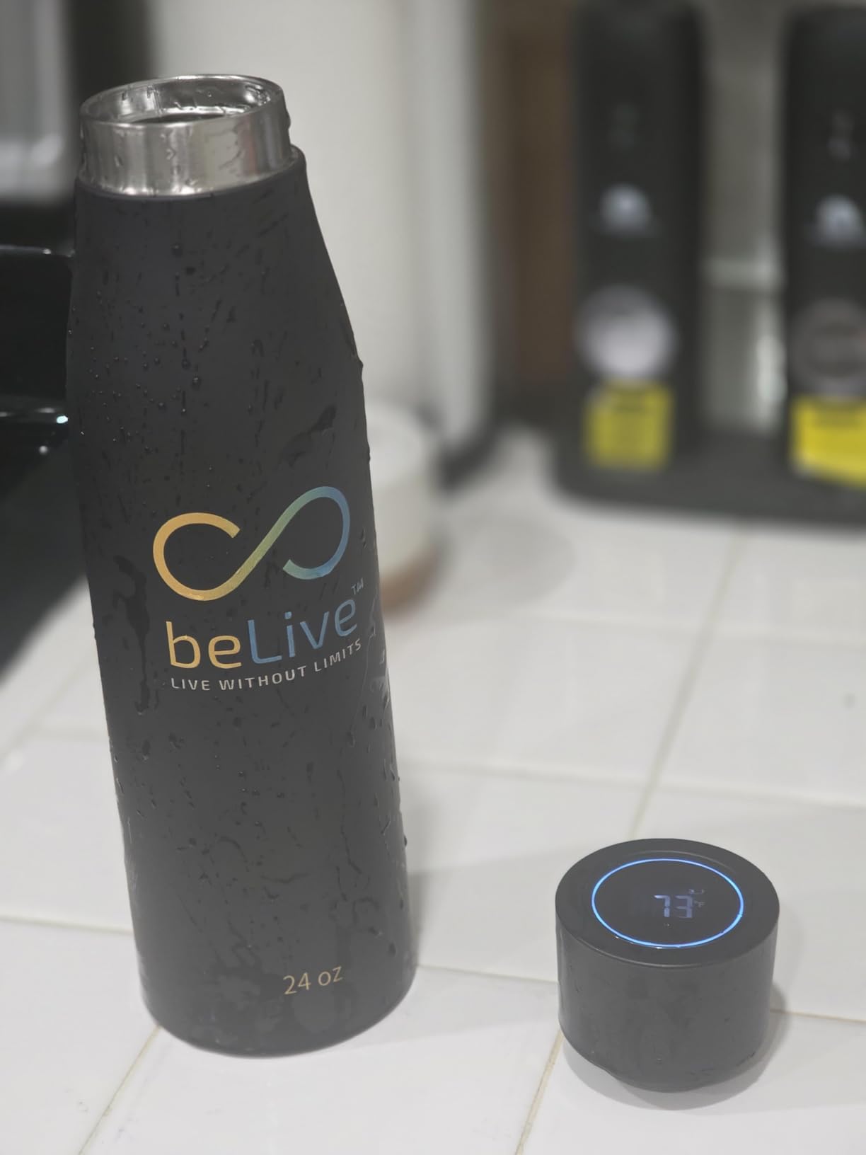 BeLive Smart Water Bottle 24oz - UV-C Self Cleaning, Temperature Display (C/F), Hydration Reminder, USB-C Rechargeable, Insulated Stainless Steel Bottle (Black) customer photo 1