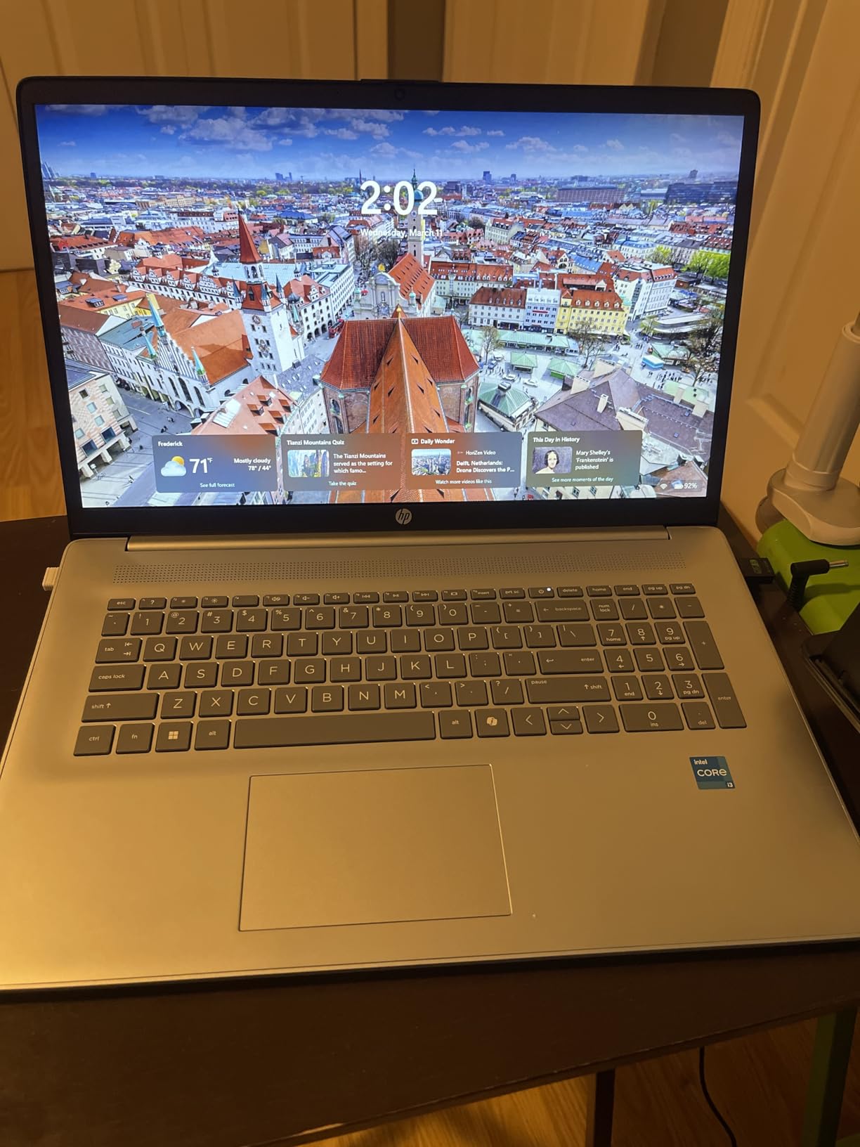 HP 17.3