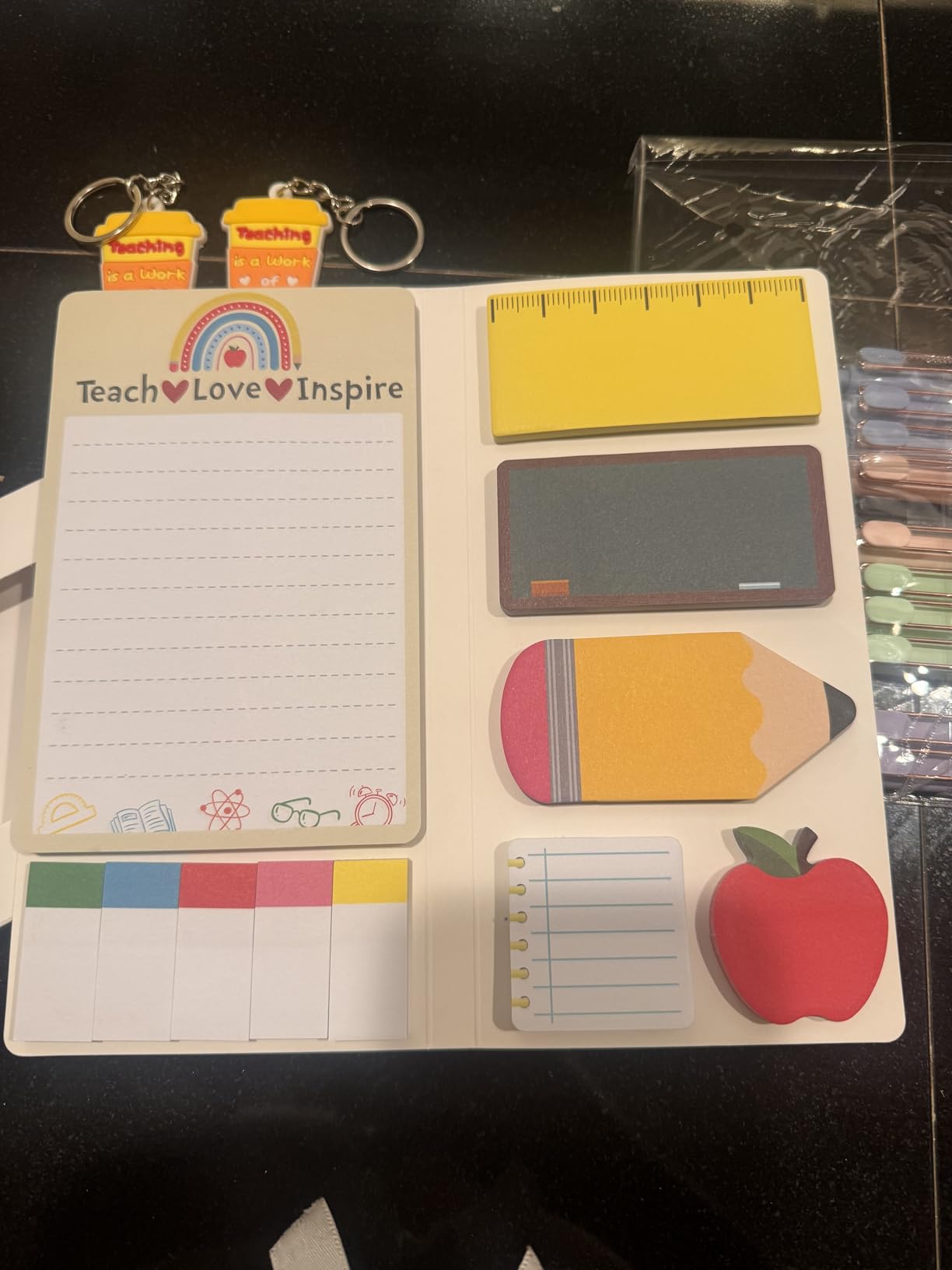 Xqumoi Best Vet Tech Sticky Notes Set - 550 Sheets Vet Self-Stick Note Pads Save Animal Divider Tabs Bundle Writing Memo Pad Back to Pet Party School Office Supplies Appreciation Gift for Veterinarian customer photo 1