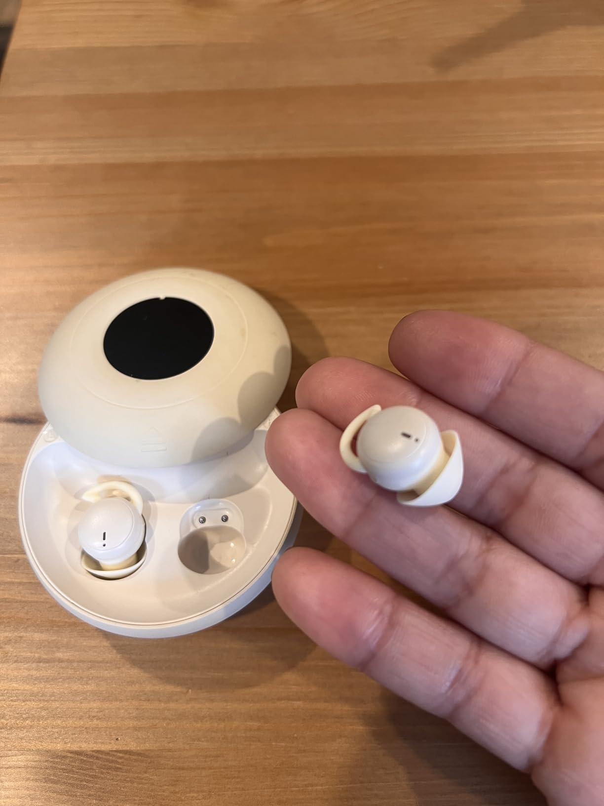 Sleep Earbuds Bluetooth 6.0, Mini Invisible Silicone Sleep Earbuds for Side Sleepers, Noise Blocking Sleeping Headphones, Hidden Earbuds with LED Display for Small Ears, Sleep & Relax (Beige) customer photo 2