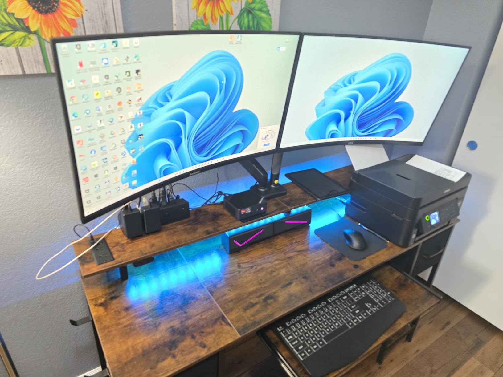 BOSGAME P3 Mini PC AMD Ryzen 7 7840HS | 16GB 5600 MT/s DDR5 RAM | 1TB PCIe 4.0 NVMe SSD | Dual Gigabit Ethernet | Triple Display| AX210 Wi-Fi 6E | BT 5.2 | Compact Desktop Computer customer photo 1