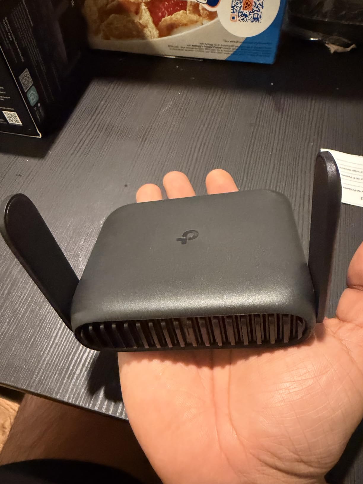 TP-Link Roam 6 AX1500 Portable Wi-Fi 6 Travel Router Dual-Band USB C 3.0 (TL-WR1512X) customer photo 2
