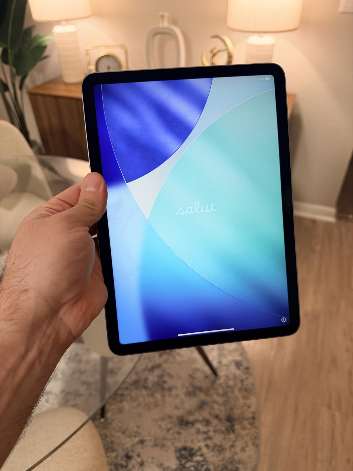 iPad Air 11-inch (M4): Liquid Retina Display, 256GB, 12MP Front/Back Camera, Wi-Fi 7 with Apple N1, Touch ID, All-Day Battery Life - Space Gray customer photo 1