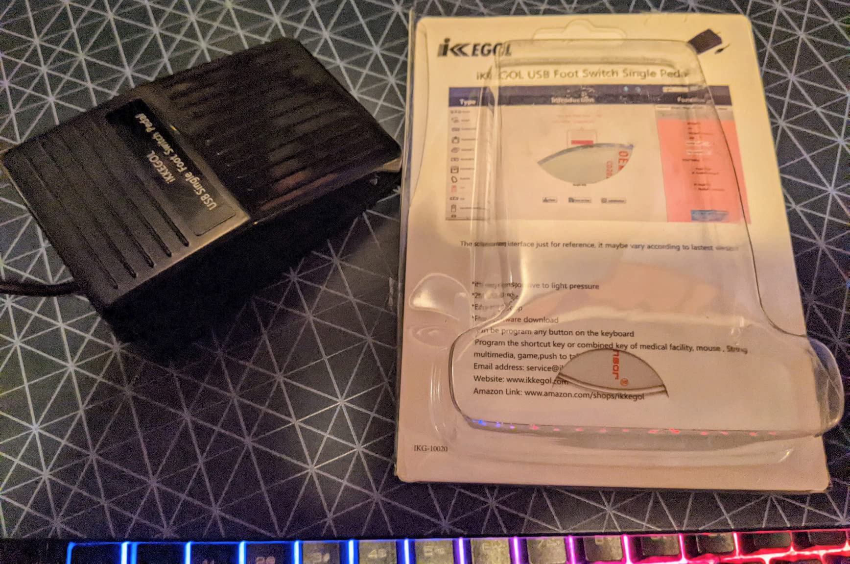 iKKEGOL USB Foot Switch Singal Pedal Footswitch Game Control Action HID for Keyboard Mouse PC Laptop customer photo 1