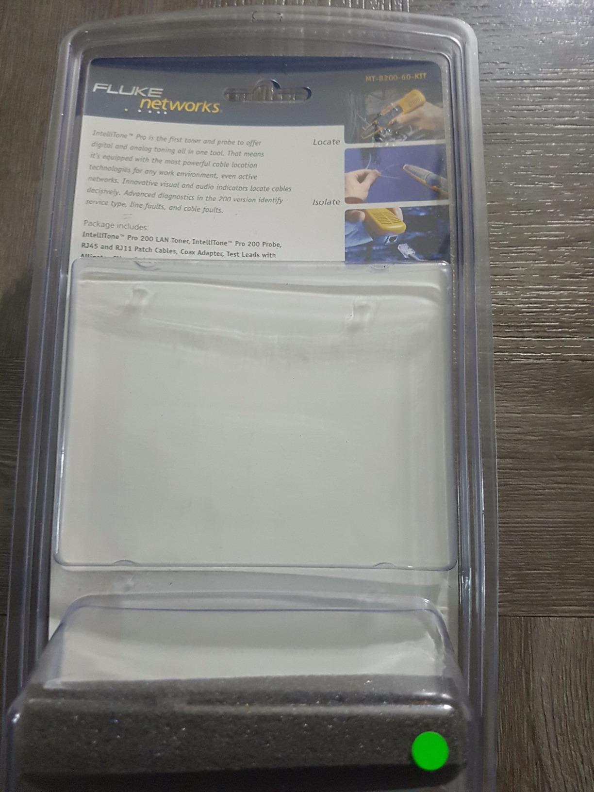 Fluke Networks MT-8200-60-KIT IntelliTone Pro 200 Probe and Toner, Multicolor customer photo 2