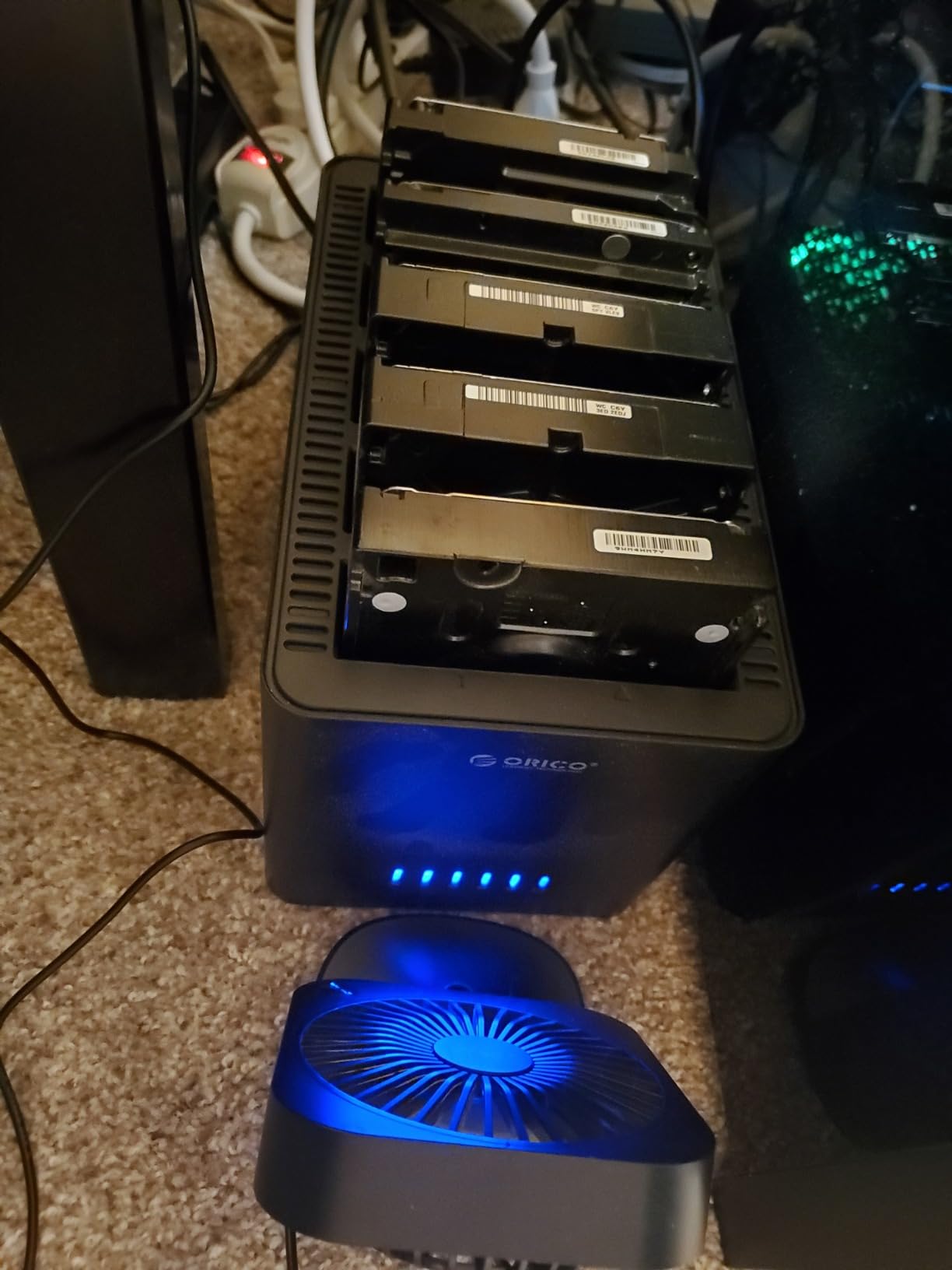 ORICO 5 Bay Hard Drive Enclosure Supports 2.5/3.5 inch Drives | Magnetic USB 3.0 to SATA customer photo 2