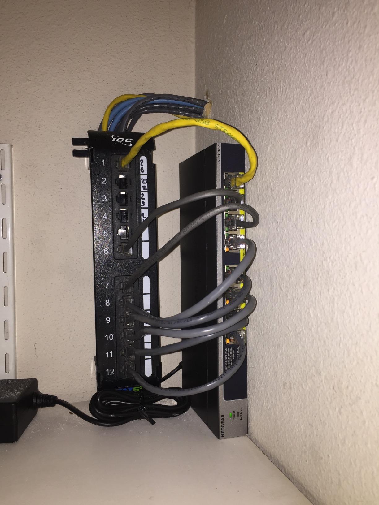 NETGEAR 8-Port PoE Gigabit Ethernet Unmanaged Network Switch (GS108PP) | With 8 x PoE+ Ports @ 123W Upgradeable, Desktop, Wall Mount or Rack Mount customer photo 2