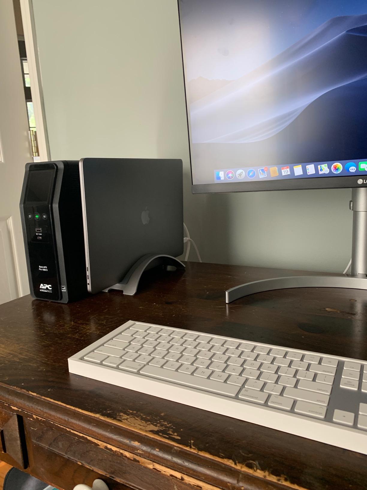 APC UPS 1000VA/600W Pure Sine Wave UPS for Computer, Electronics, BR1000MS | Back-UPS Pro Sinewave UPS for PC, gaming & home offices. Surge protection, AVR, USB-C charging, User-replaceable battery customer photo 2