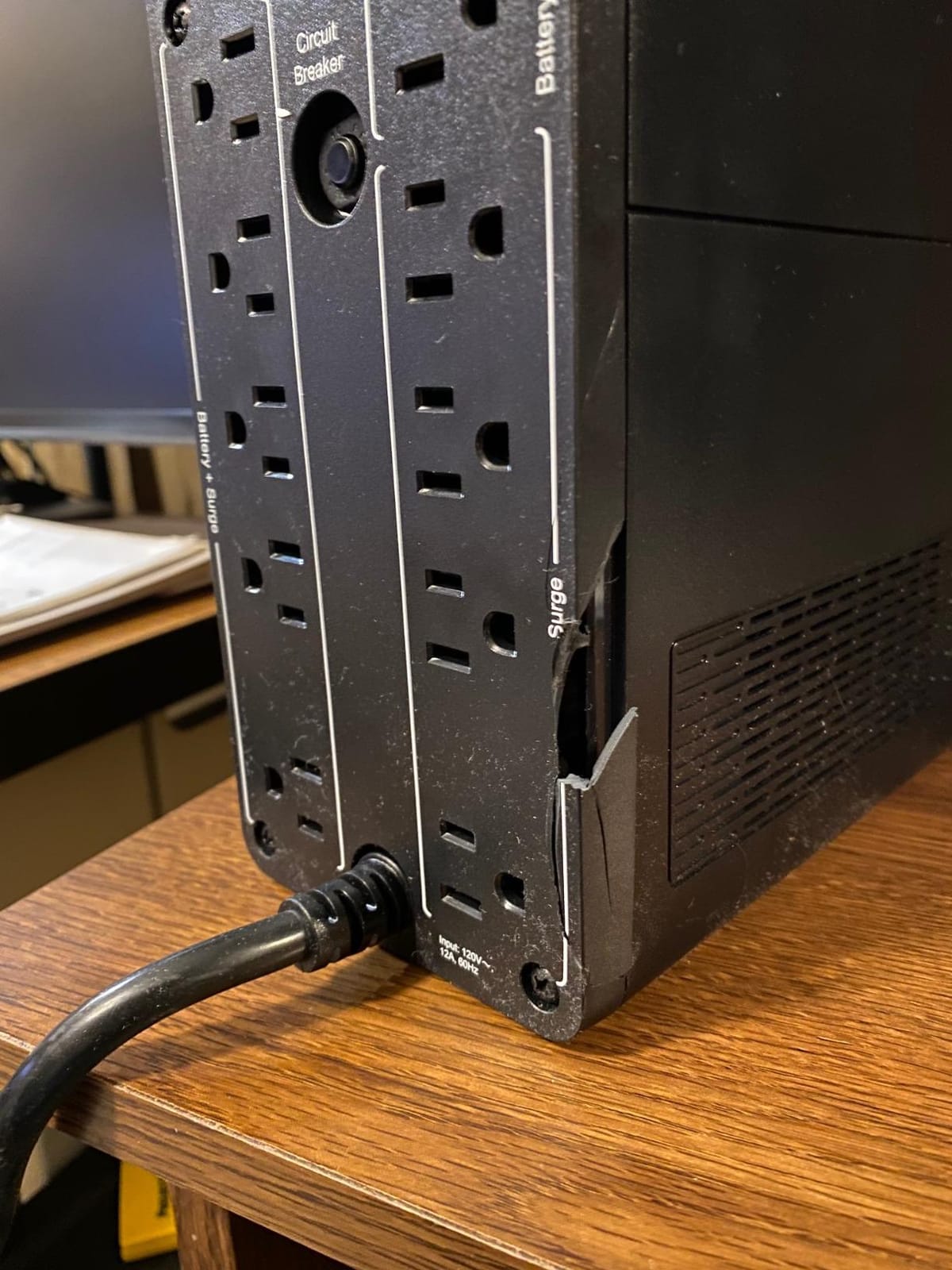 APC UPS 1350VA/810W Pure Sine Wave UPS for Computer, Electronics, BR1350MS | Back-UPS Pro Sinewave UPS for PC, gaming & home offices. Surge protection, AVR, USB-C charging, User-replaceable battery customer photo 1