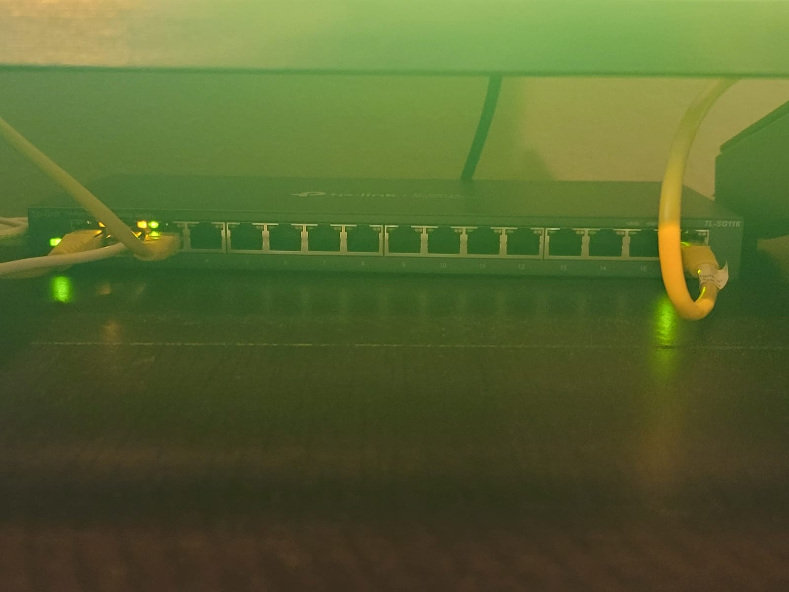 TP-Link TL-SG116, 16 Port Gigabit Unmanaged Ethernet Switch | Desktop/Wall Mount, Fanless, Sturdy Metal w/Shielded Ports, Traffic Optimization customer photo 2
