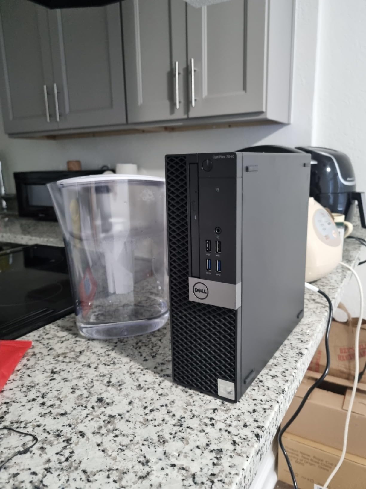 Dell Optiplex 7040 SFF Intel Core i5-6500, 16GB Ram, 256GB SSD, DVD-RW, WiFi, Win 11 Pro (Renewed) customer photo 1