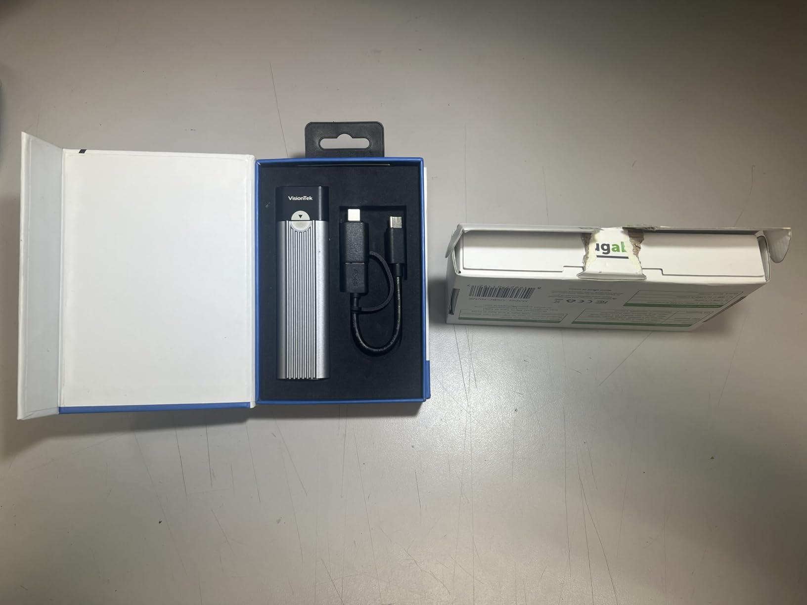 Plugable M.2 NVMe SSD Enclosure; Tool-Free & Driverless, USB 3 Type-C, Including Thunderbolt and USB4, at 10Gbps. for M.2 NVMe SSDs 2230 to 2280 PCIe Gen 3 and 4. USB Cables Included customer photo 2