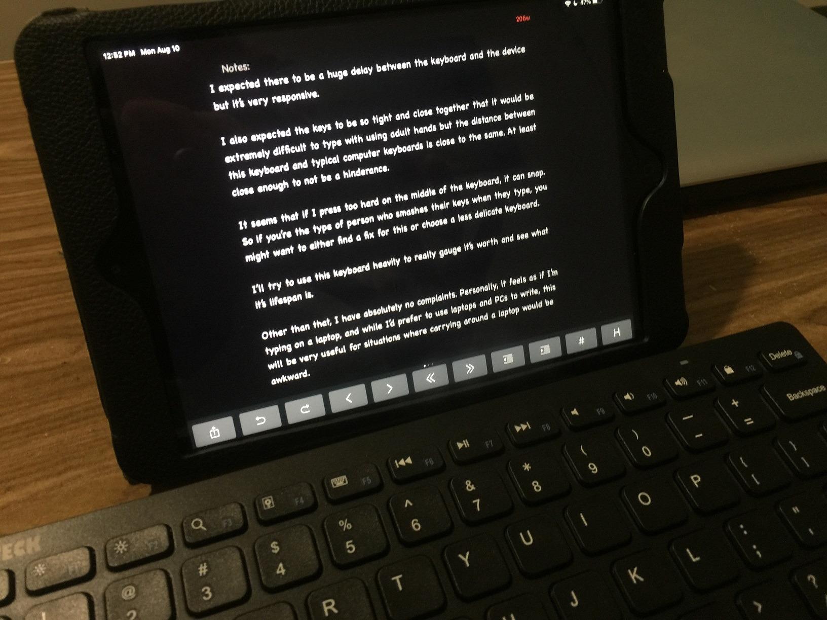Arteck Compact Wireless Bluetooth Keyboard for iPad Tablet iPhone PC Black customer photo 2