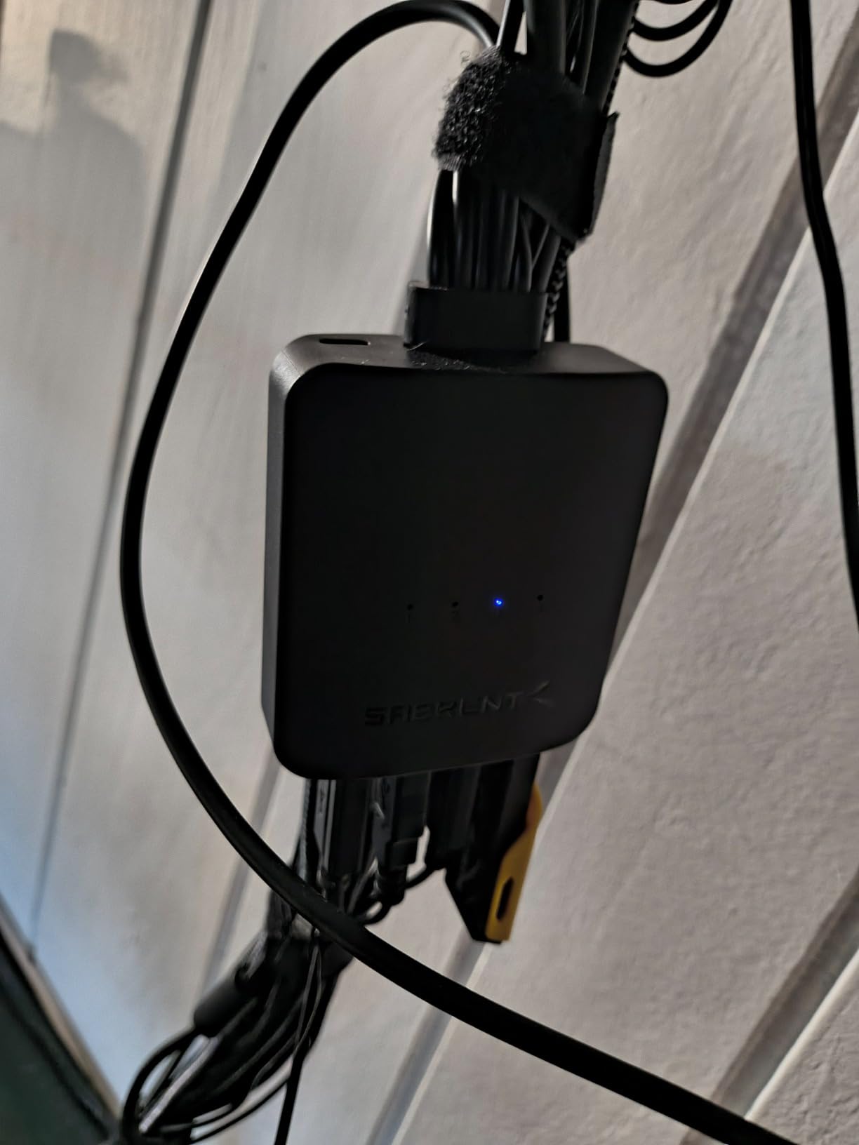 SABRENT USB 2.0 Sharing Switch for 4 Computers, LED Indicators (USB-USS4) | Share USB peripherals across up to 4 computers; LED device indicators customer photo 1
