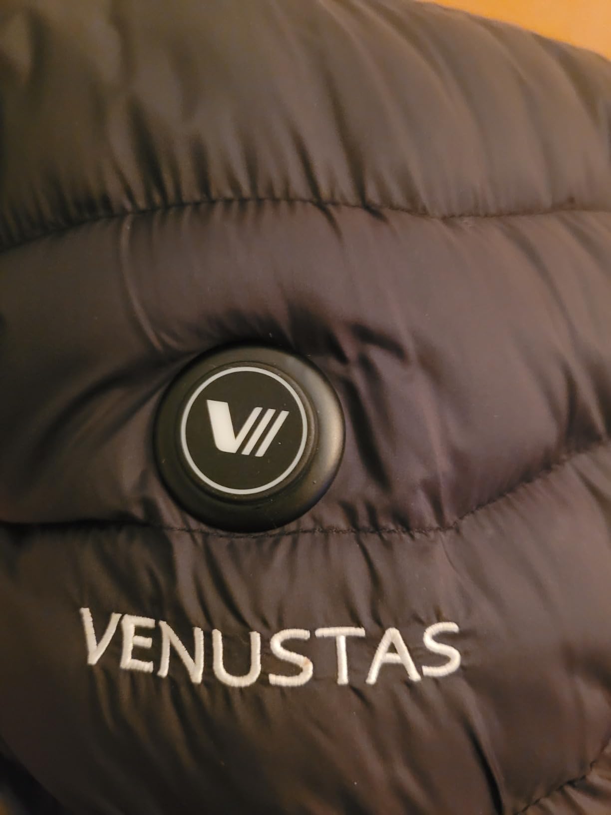 Venustas Unisex Heated Jacket with Battery Pack, Lightweight Water-Resistant Heated Coat for Women & Men with Detachable Hood customer photo 1