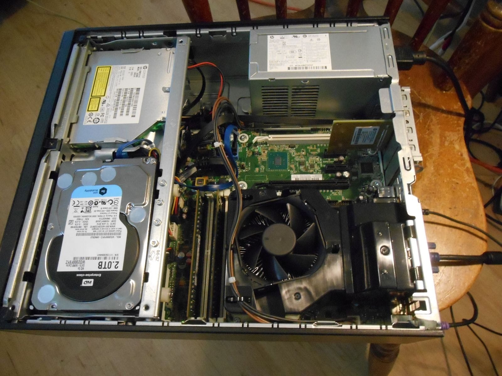 HP EliteDesk 800 G2 Business Desktop, Intel Core i7 6700 3.4Ghz, 32GB DDR4 RAM, 1TB SSD Solid State Drive, Windows 11 Pro (Renewed) customer photo 1