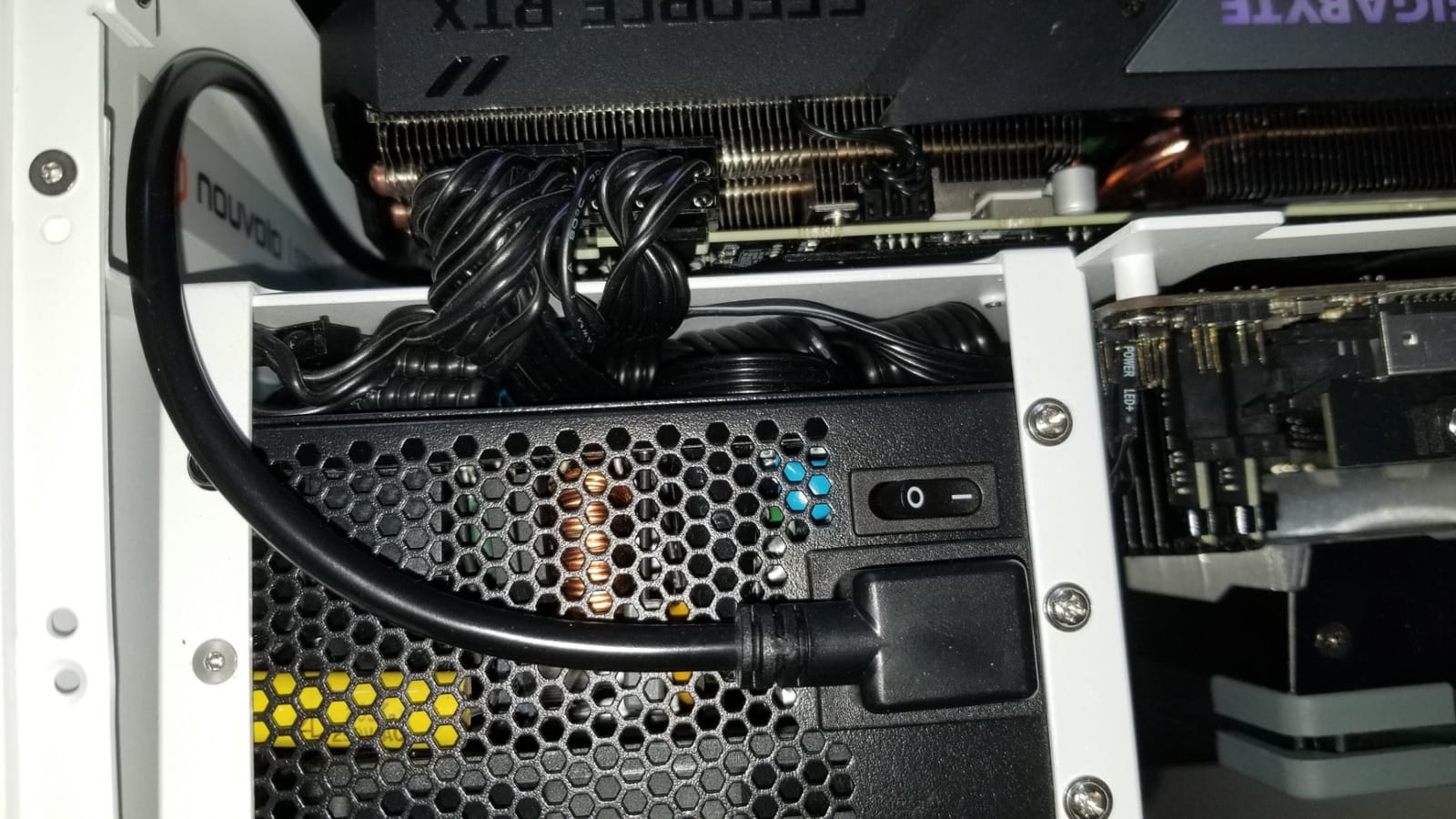 SilverStone Technology SilverStone SX700-PT SFX 700W, High Efficiency with 80 Plus Platinum Certification customer photo 1