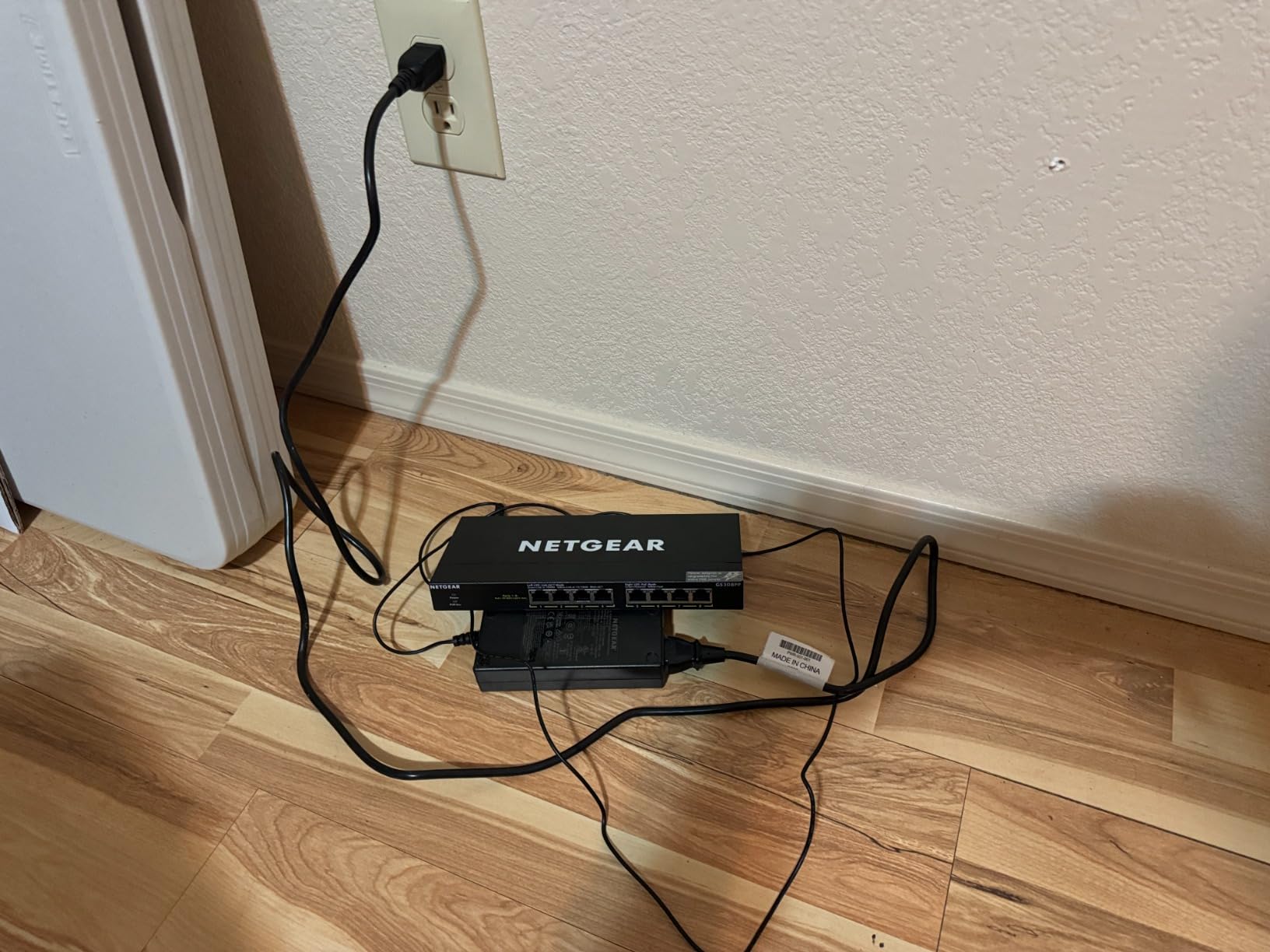 NETGEAR 8-Port PoE Gigabit Ethernet Unmanaged Network Switch (GS308PP) | Essentials Model with 8 x PoE+ Ports @ 83W, Desktop or Wall Mount customer photo 2