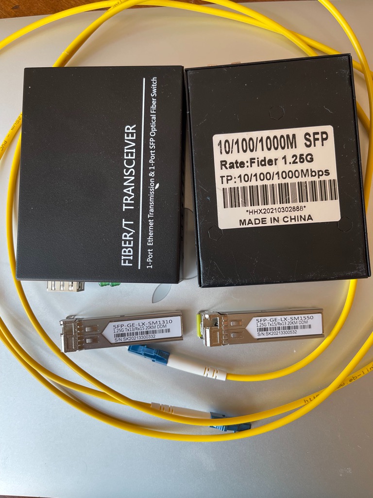 A Pair of 1.25G/s Bidi Gigabit Single-Mode Fiber Ethernet Media Converter with 2PCS Bidi SFP LC Transceiver Module Included, 10/100/1000Base-Tx to 1000Base-SX SMF RJ45 to SFP Slot up to 30KM customer photo 2