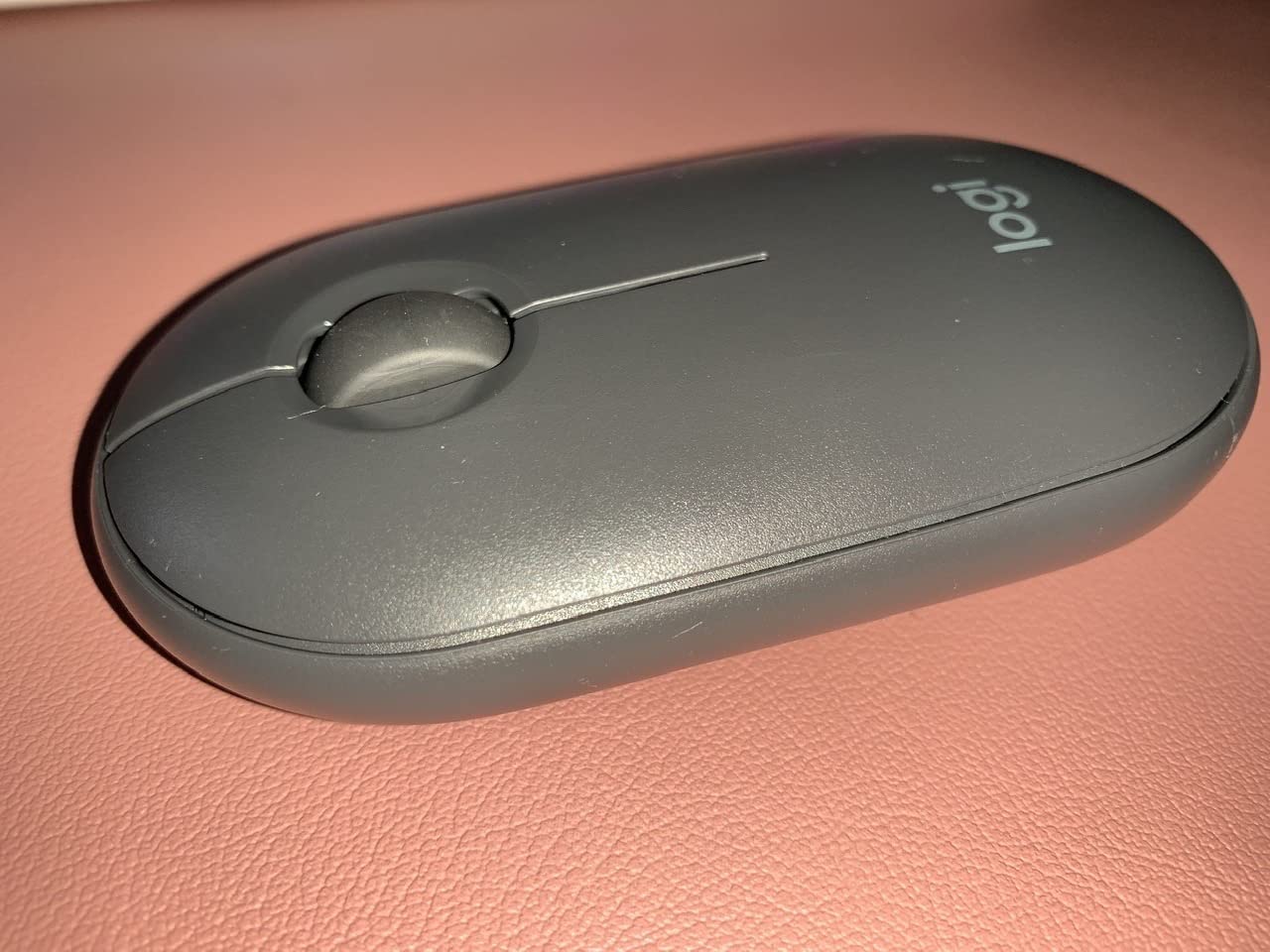 Logitech Pebble i345 Wireless Bluetooth Mouse for iPad - Graphite customer photo 1