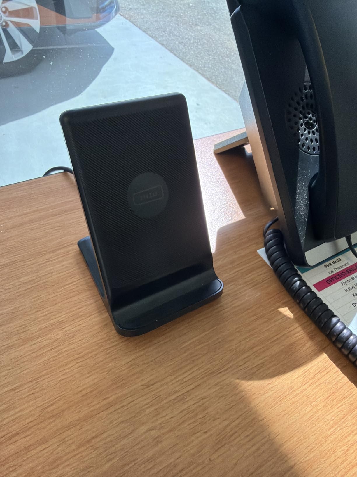 INIU Wireless Charger, 15W Fast Wireless Charging Phone Station with LED | Sleep-Friendly Adaptive Light, Exclusive Temp°Guard, Wireless Charging Station for iPhone 17 16 Pro Max, Samsung S25 S24 etc customer photo 1