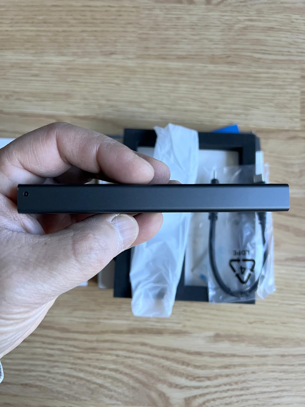 SABRENT Tool-Free NVMe & SATA M.2 SSD Enclosure, USB 3.2 Type-C (EC-SNVE) | Enclosure only, SSD not included, M.2 NVMe & SATA, 2242/2260/2280, USB 3.2 Type-C 10Gbps, No heatsink clearance customer photo 1