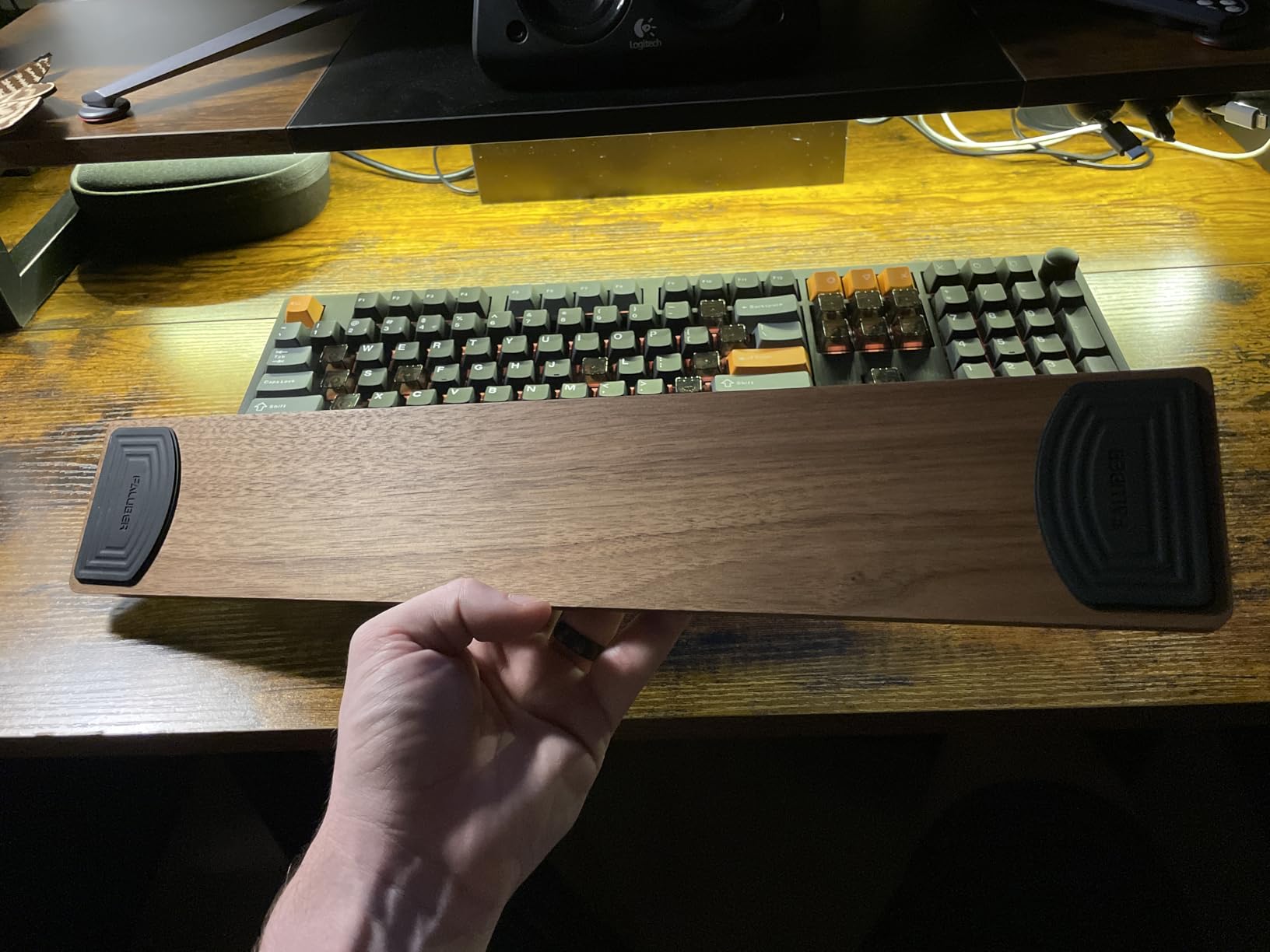 Faluber Wooden Wrist Rest, 17.3-inch Length and 20mm Thickness for Full-Sized Keyboard, Palm Rest, Ergonomic Design for Mechanical Gaming Keyboard, Wipe Clean (Fullsize-440mm, Walnut Wood) customer photo 1