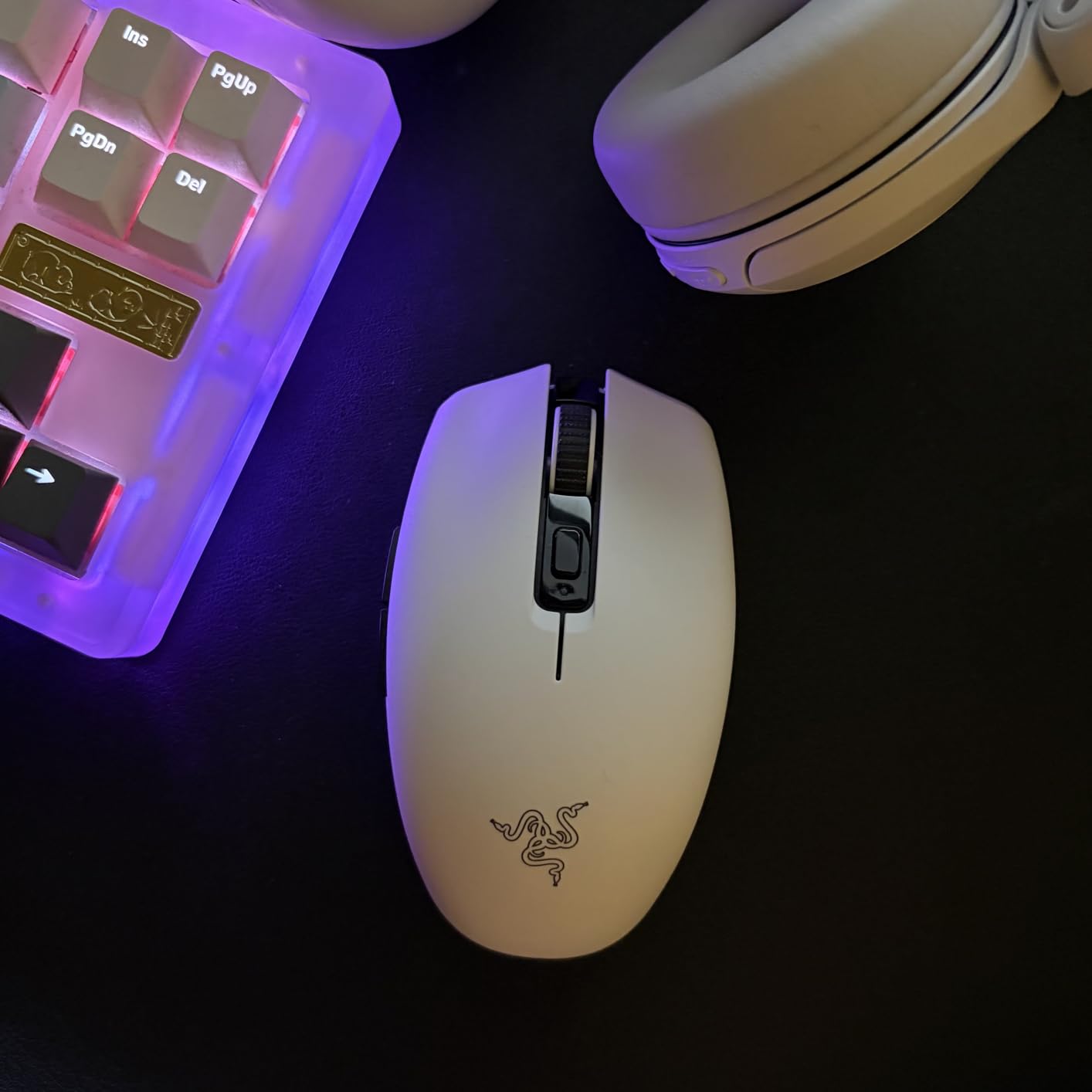 Razer Orochi V2 Wireless Gaming Mouse, 950 Hr Battery, Black | 60g Lightweight & Portable, Bluetooth & 2.4Ghz Wireless Connectivity, 18K DPI, AA or AAA Battery, Compatible with PC & Mac customer photo 1