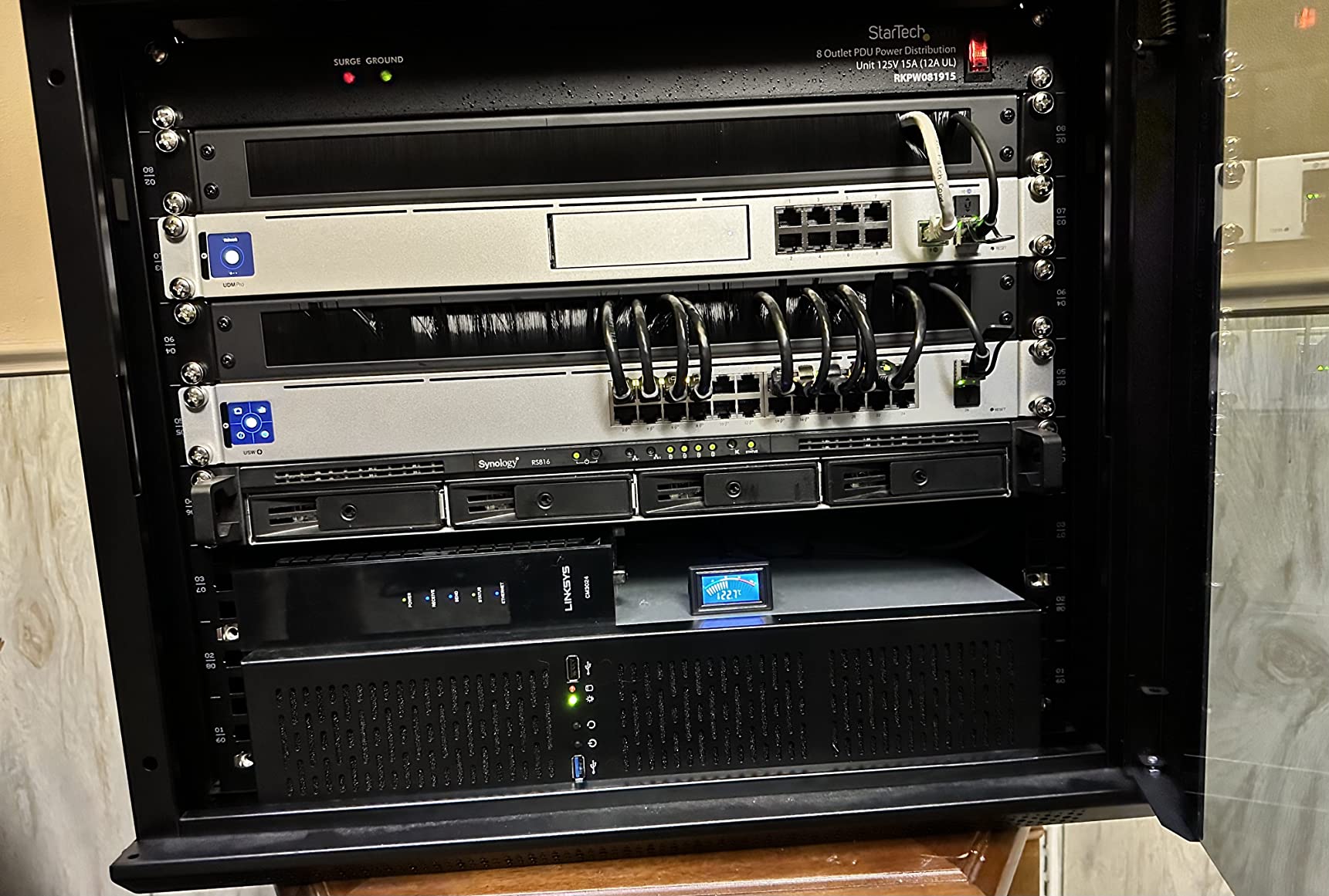 Rosewill 2U Server Chassis Rackmount Case | 4 x 3.5 HDD Bays | Micro-ATX Compatible | 3 x 80mm PWM Fans | 2 x USB 3.0 | RSV-Z2600U customer photo 1