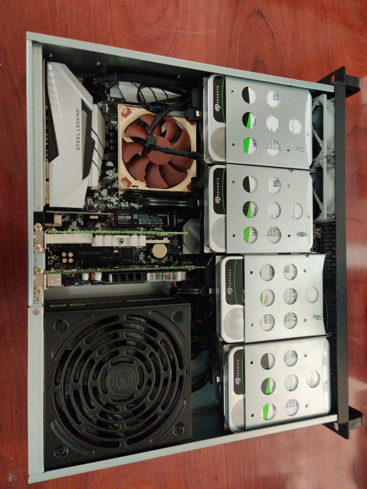 Rosewill 2U Server Chassis Rackmount Case | 4 x 3.5 HDD Bays | Micro-ATX Compatible | 3 x 80mm PWM Fans | 2 x USB 3.0 | RSV-Z2600U customer photo 2