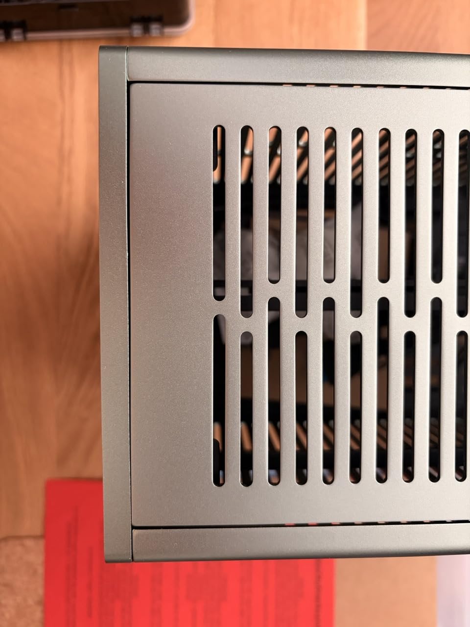 Fractal Design Terra Jade - Wood Walnut Front Panel - Small Form Factor - Mini ITX Gaming case - PCIe 4.0 Riser Cable - USB Type-C - Anodized Aluminum Panels customer photo 1