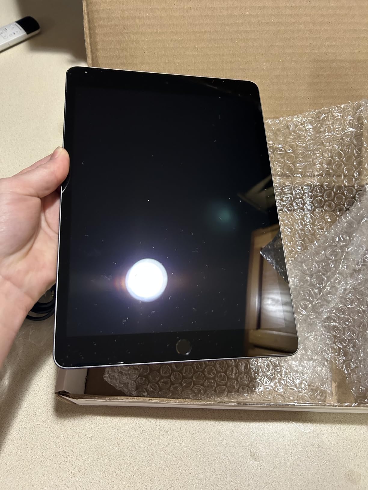 Apple iPad 2021 (10.2-inch, Wi-Fi, 64GB) - Space Gray (Renewed) customer photo 1
