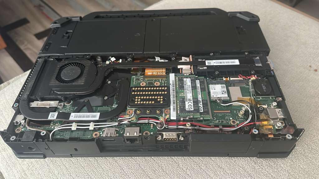 Dell Latitude Rugged 5424 Laptop | 14