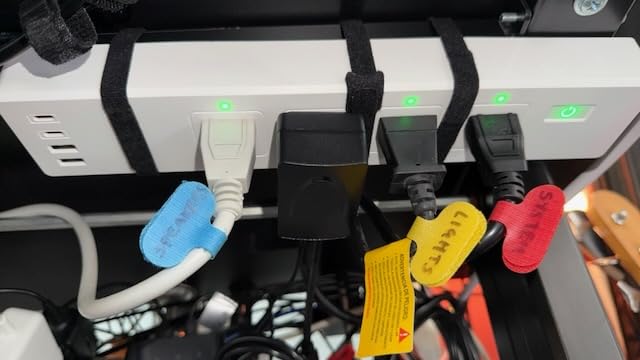 meross Smart Plug Power Strip, PD 20W USB-C, 15A WiFi Flat Outlet, 6 Feet | Compatible with HomeKit, Alexa, Google Assistant & SmartThings, with 4 AC Outlets & 4 USB Ports, Surge Protector Extender customer photo 1