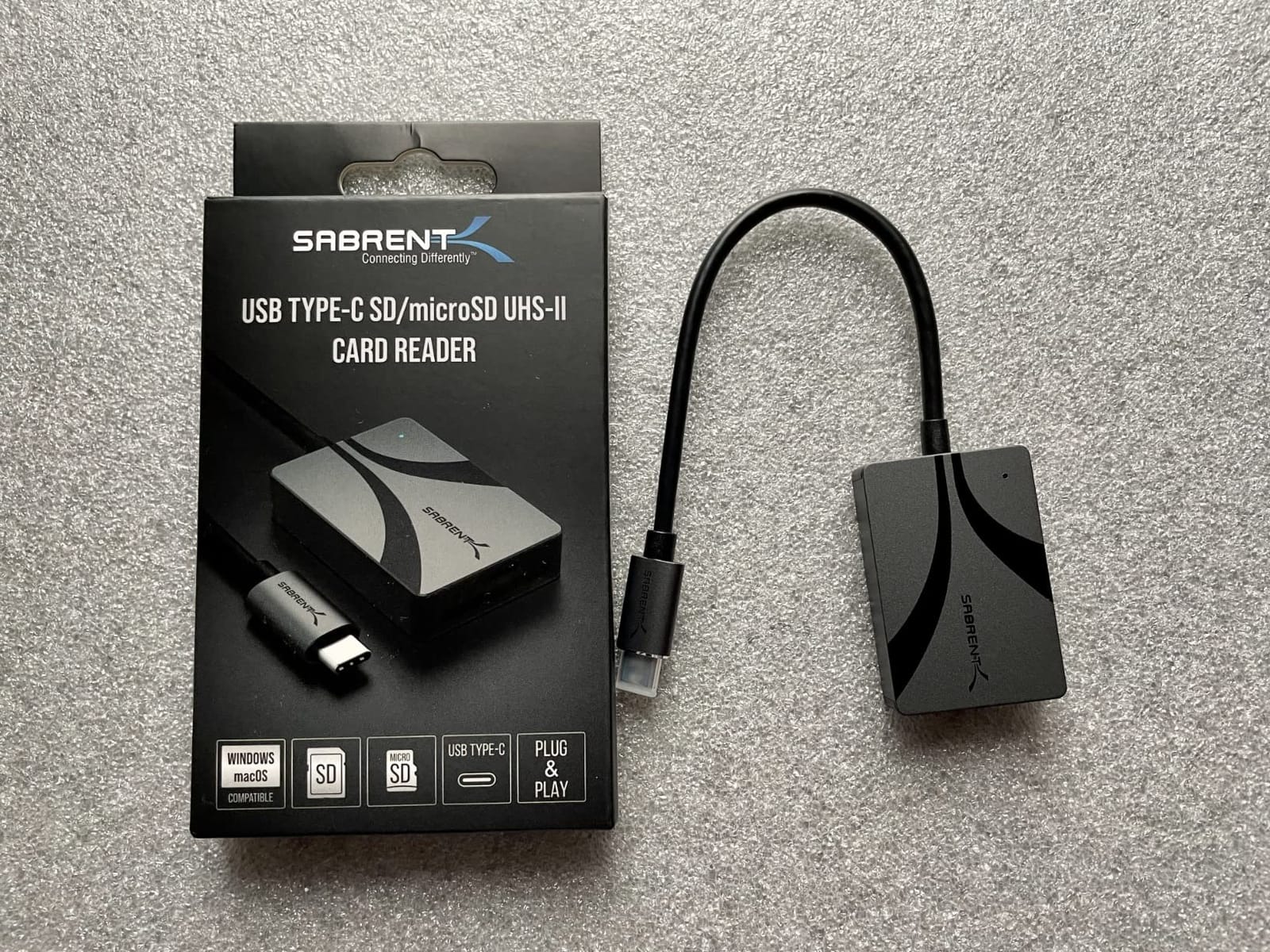 SABRENT USB-C Card Reader, Dual-Slot UHS-II SD & microSD (CR-CSDM) | UHS-II SDXC + microSDXC; SD 4.0; USB-C; high-speed dual-slot memory card reader customer photo 1