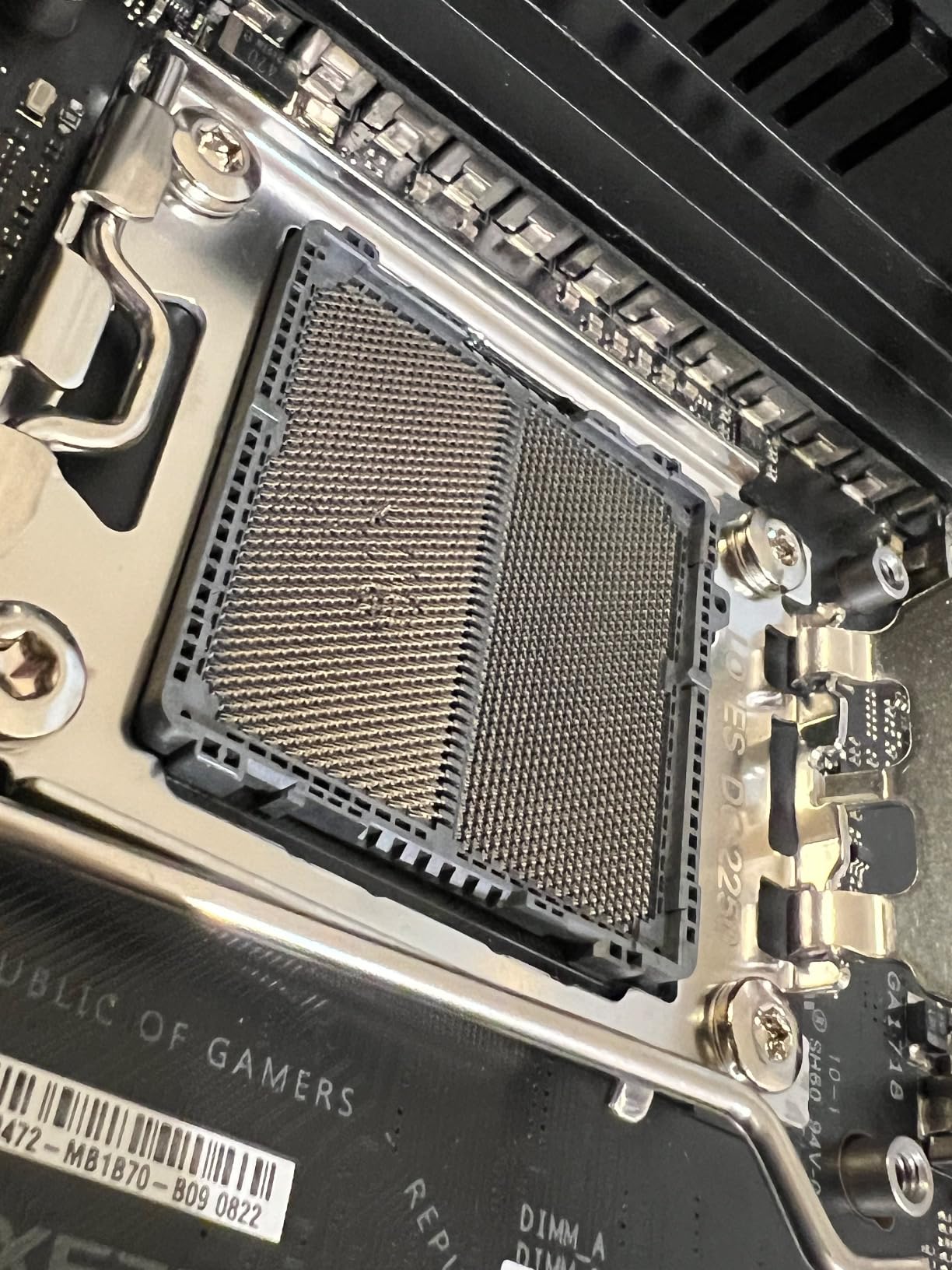 ASUS ROG Strix X670E-I Gaming WiFi AMD X670 AM5 Ryzen Desktop 9000 & 7000 mini-ITX mITX Motherboard, 10+2 Power Stages, ROG Strix Hive, PBO Button, PCIe 5.0, DDR5, Wi-Fi 6E, 2X M.2, 2X USB4 Type-C customer photo 1