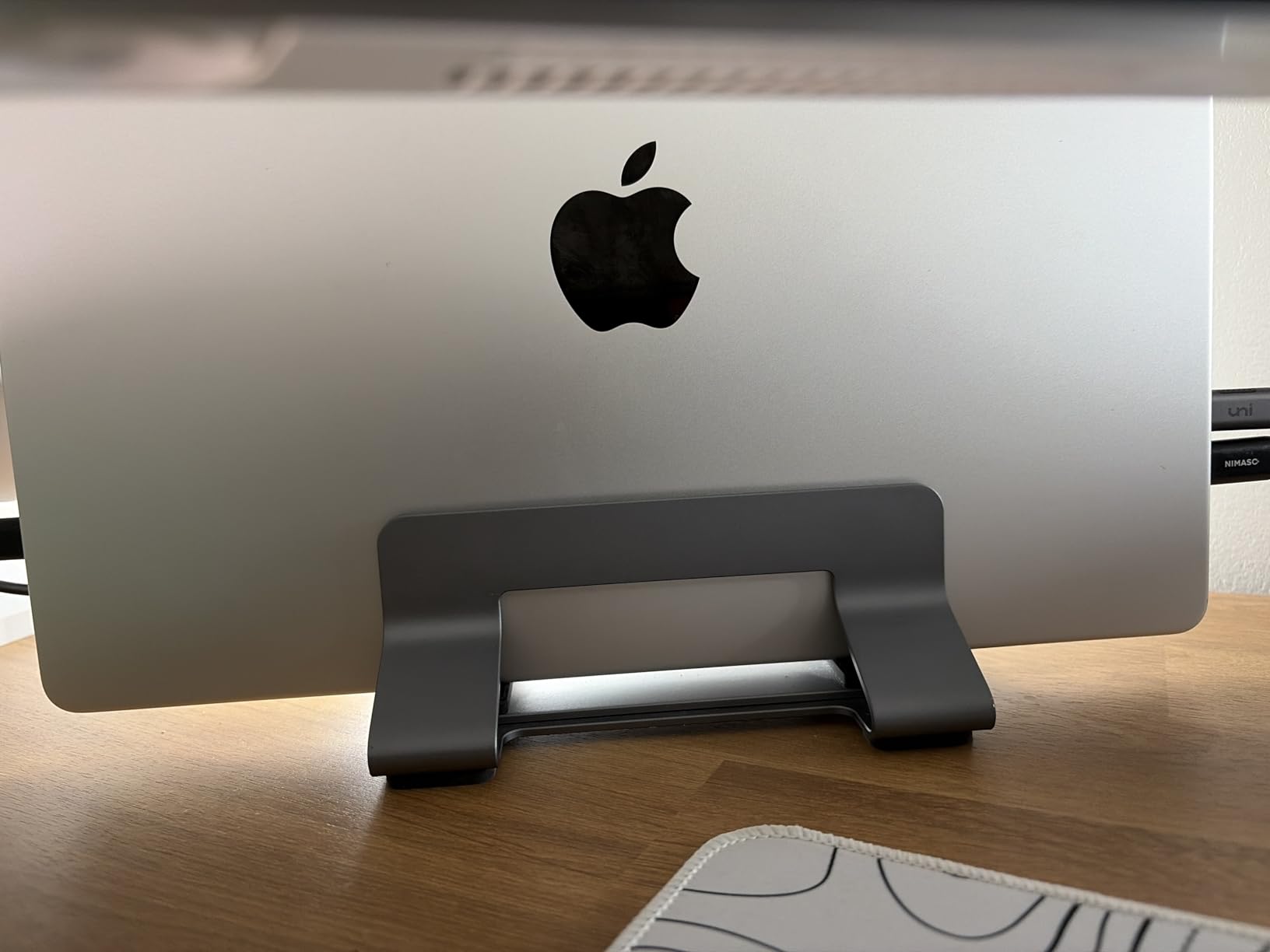Aluminum Dual Vertical Laptop Stand Dock Holder, Supports 2 Devices, Adjustable Slot Width 15-36mm, Space-Saving Upright Storage for MacBook and Laptops customer photo 2
