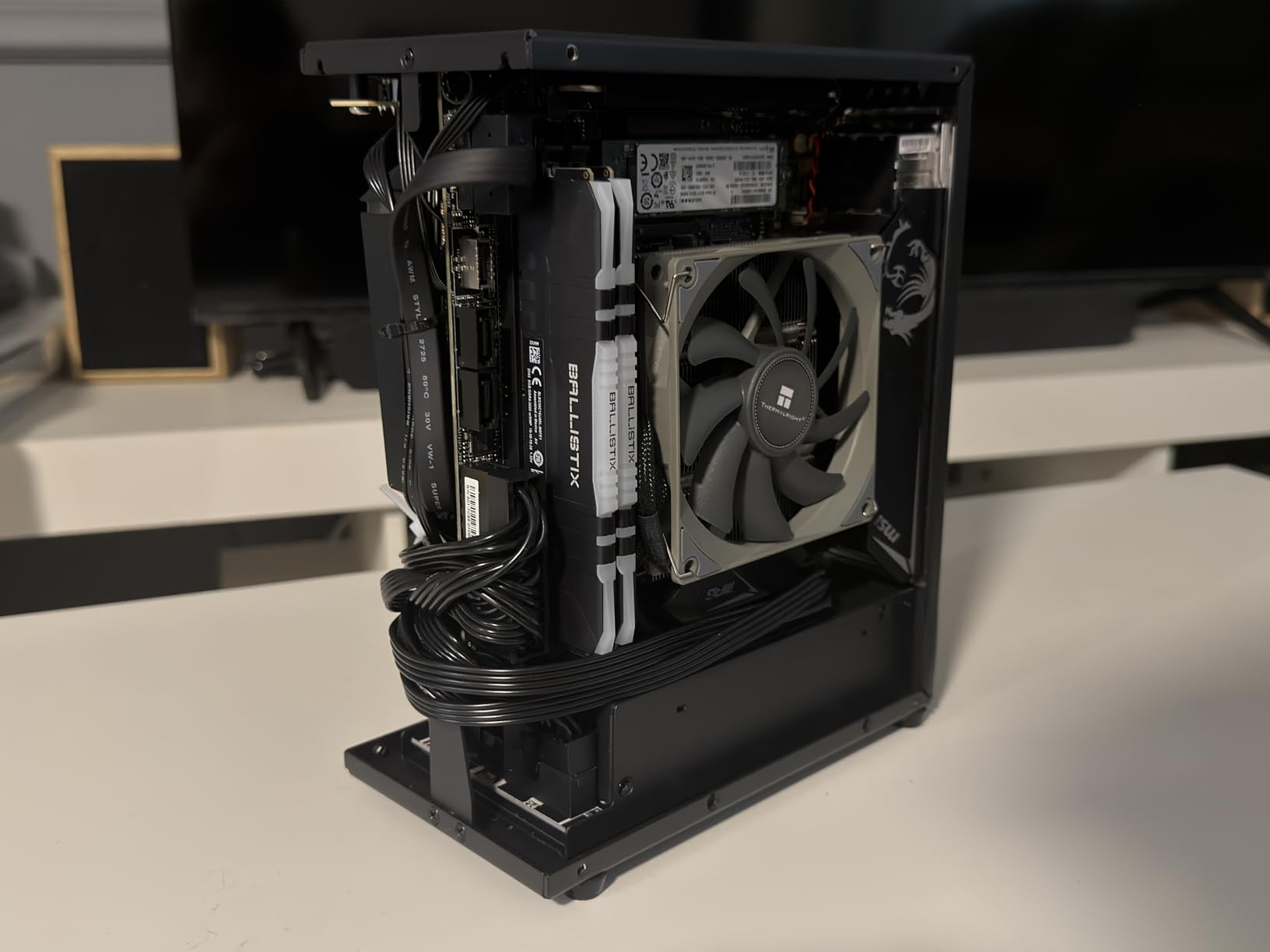 Aluminum Mini ITX Case with PCIe 3.0 Riser, JOYJOM Mini PC Case, SFF Small Form Factor PC Case, TX Computer Gaming Case Supports GPU Graphics Card (Black) customer photo 1