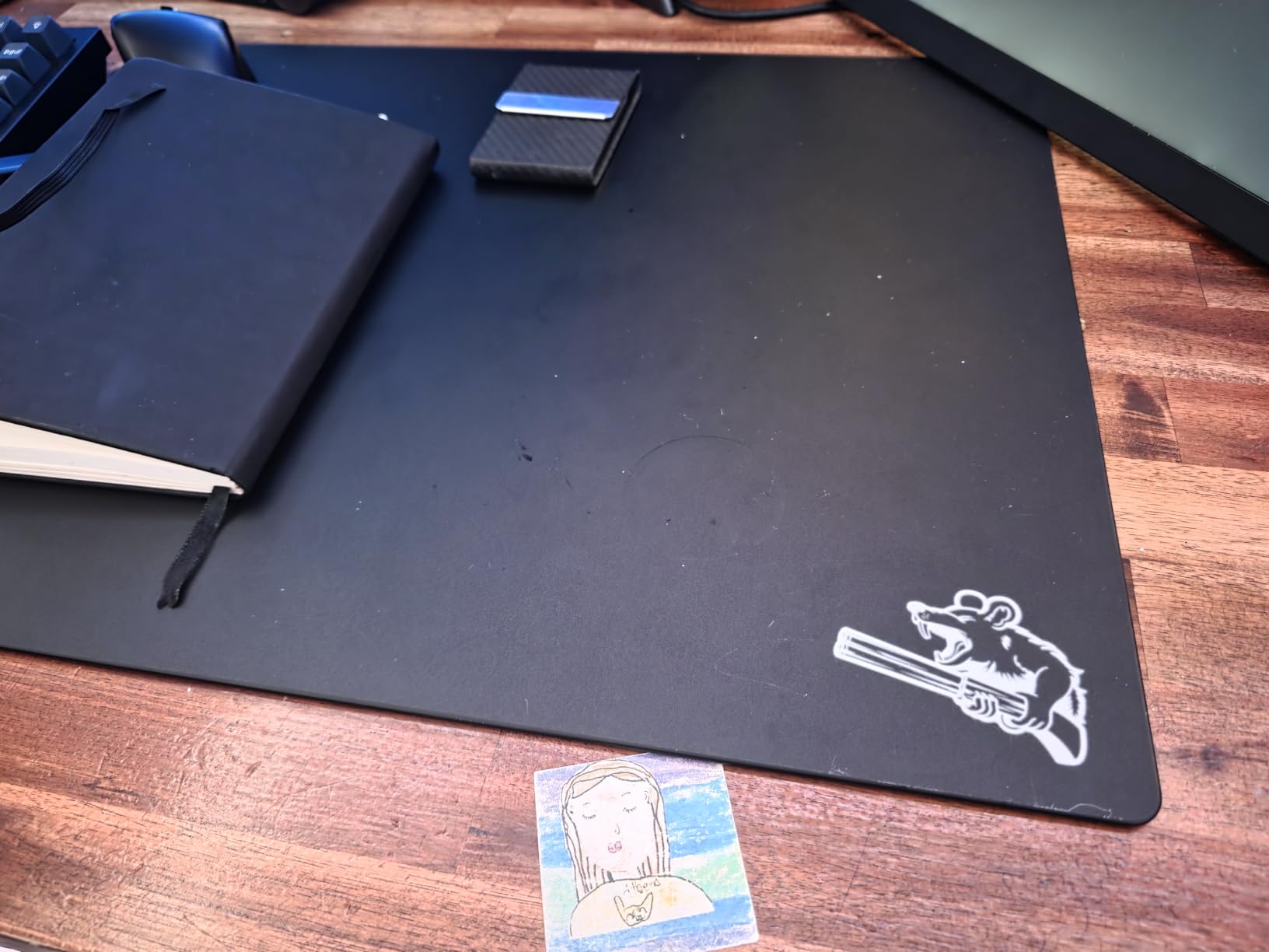 Glass Gaming Mouse Pad, 320mm x 360mm, FPS Game, Special Tempered Glass, Durable, 3mm Thick, Accurately and Quickly Target Your Opponents (320mm x 360mm, Black) customer photo 1
